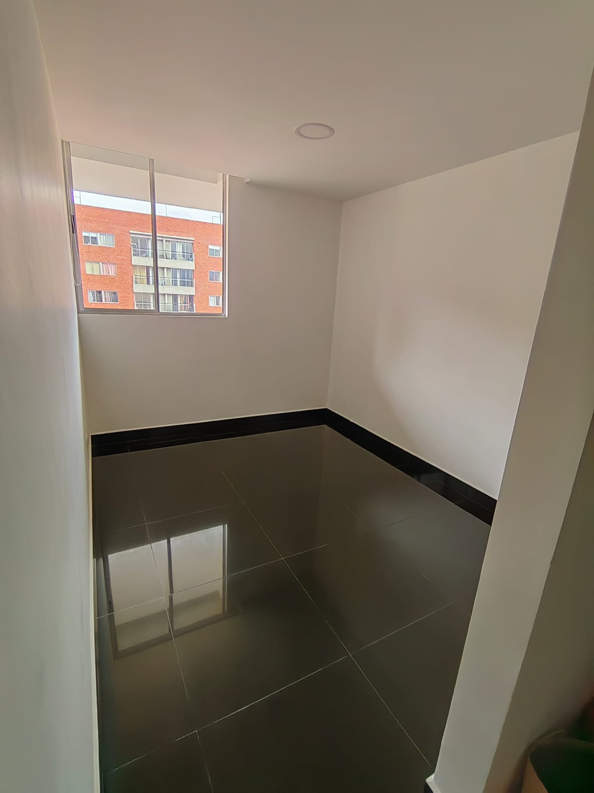 https://mmiprhedhizonliwnpui.supabase.co/storage/v1/object/public/gallery/e6090558-f48d-4dc7-b2c0-c5c2bae8ad45.png